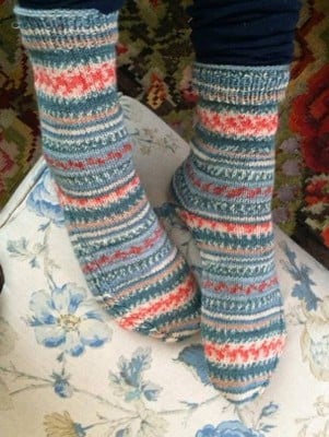 Regia R0258 Socks with Cable Detail										