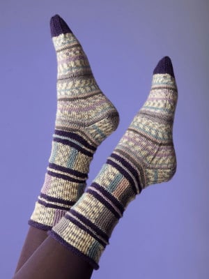 Regia R0174 Sideways Garter Leg Socks										