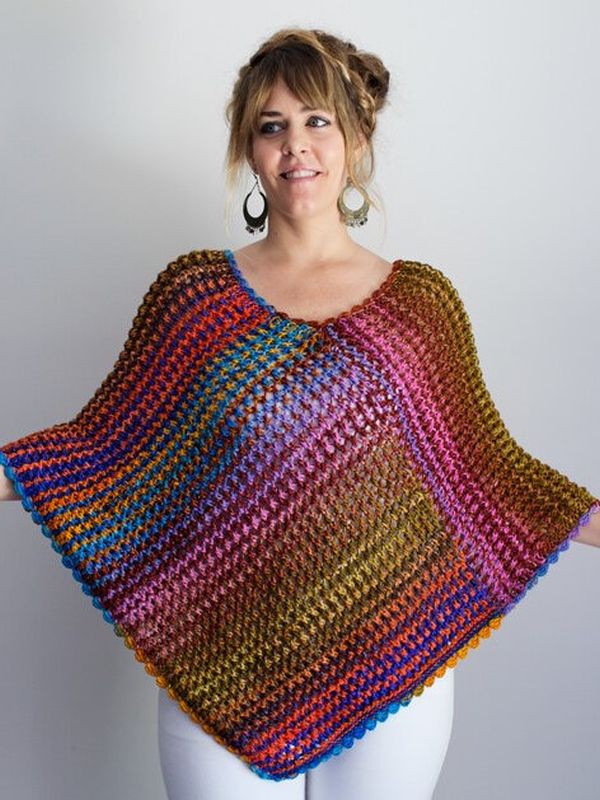 Eyelet Poncho - Urth Yarns Eyelet Poncho in Uneek Worsted