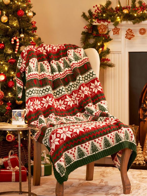 West Yorkshire Spinners The Croft Woodside Fair Isle Festive Blanket